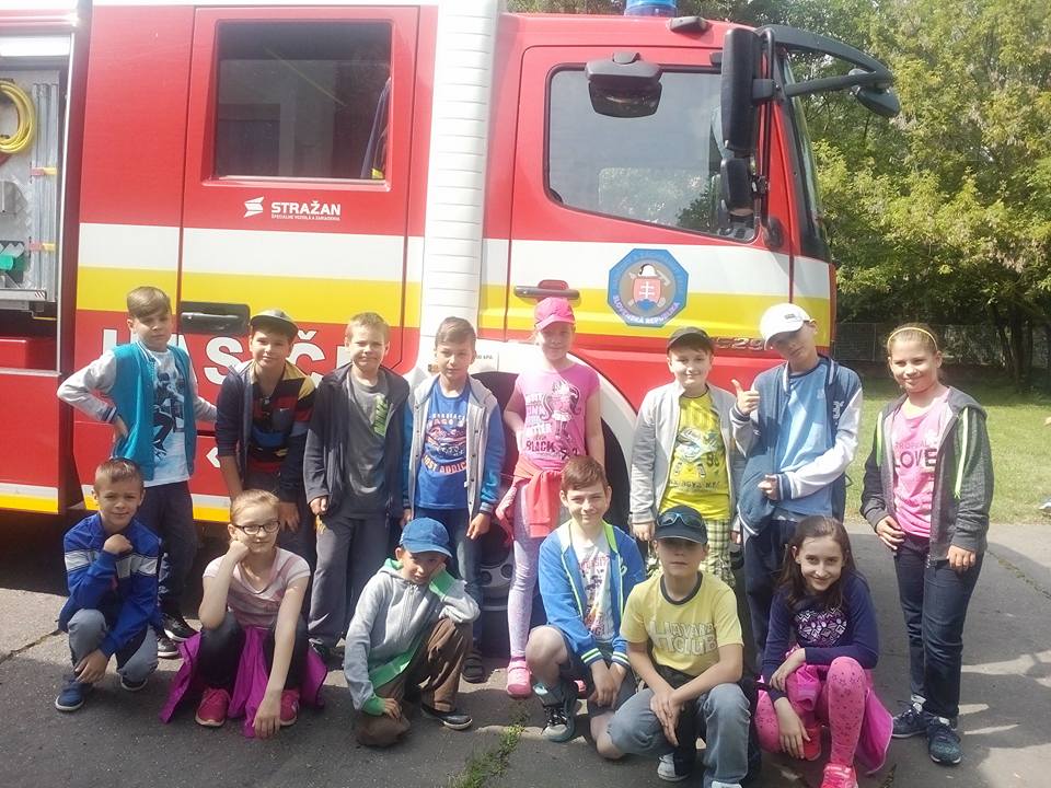 Hasiči v šk�lke